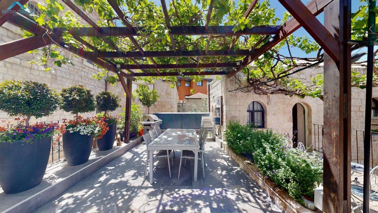 Villa Mamilla - Boutique Suites Jeruzalem Buitenkant foto