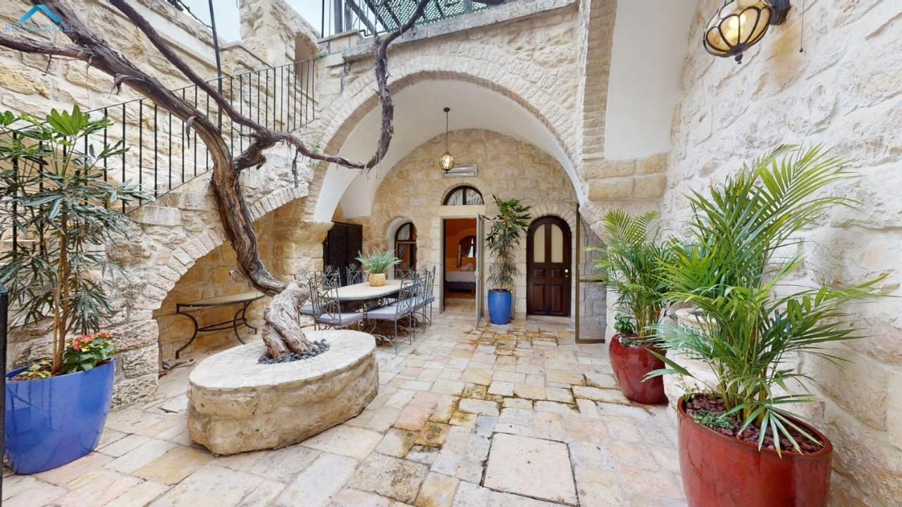 Villa Mamilla - Boutique Suites Jeruzalem Buitenkant foto